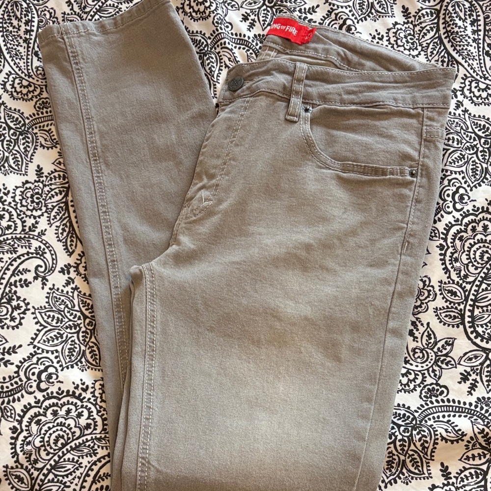 Ring of Fire Men's Skinny Jeans in Light Gray